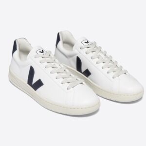 VEJA URCA CWL WHITE NAUTICO MENS SIZE 12.5
